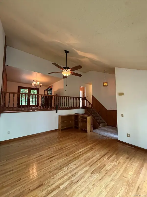 1095 Route 292, Holmes, NY 12531