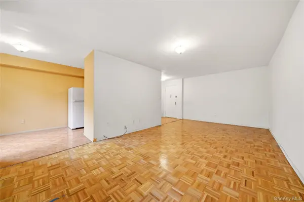1874 Pelham Pkway S #2N, Bronx, NY 10461