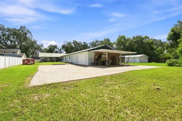 2219 NEW JERSEY RD, Lakeland, FL 33803
