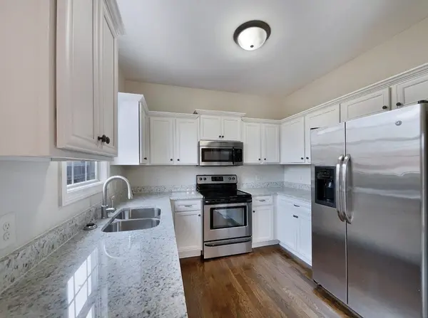 304 Sea Biscuit Dr, Gallatin, TN 37066