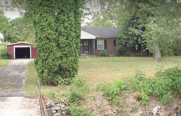 481 W Broad St, Smithville, TN 37166