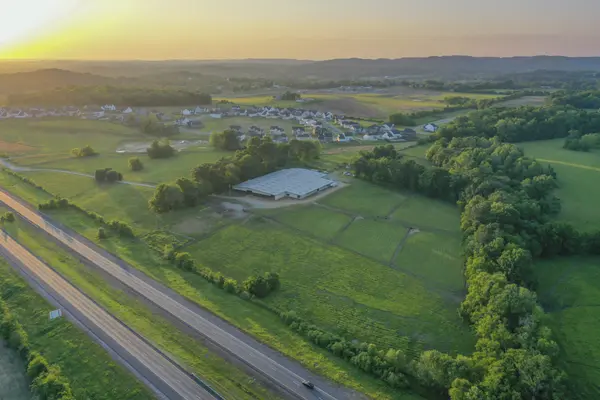 6330 Cox Rd, Arrington, TN 37014