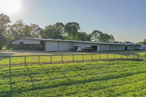 6330 Cox Rd, Arrington, TN 37014
