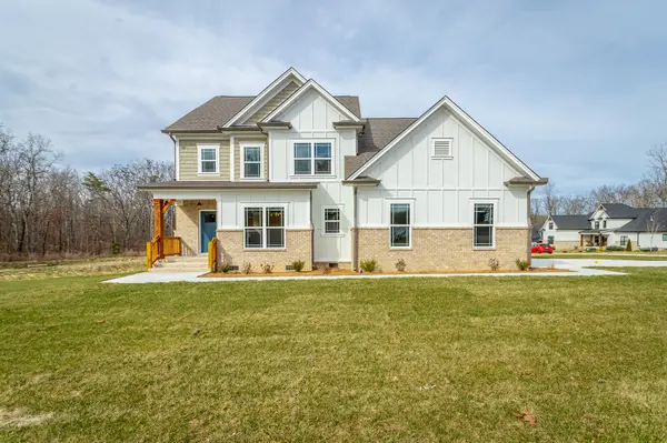 2435 Blue Mist Dr, Signal Mountain, TN 37377