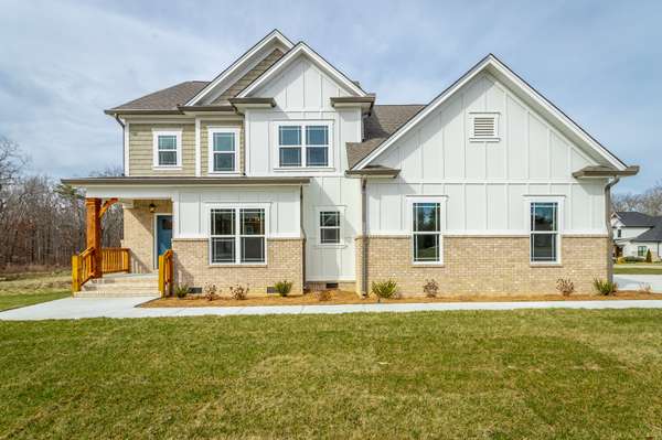 2435 Blue Mist Dr, Signal Mountain, TN 37377