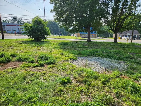 602 S 1st St, Pulaski, TN 38478