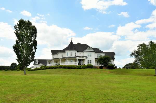10674 Wall Triana Hwy, Toney, AL 35773