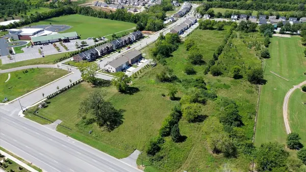 1677 Greenlea Blvd, Gallatin, TN 37066