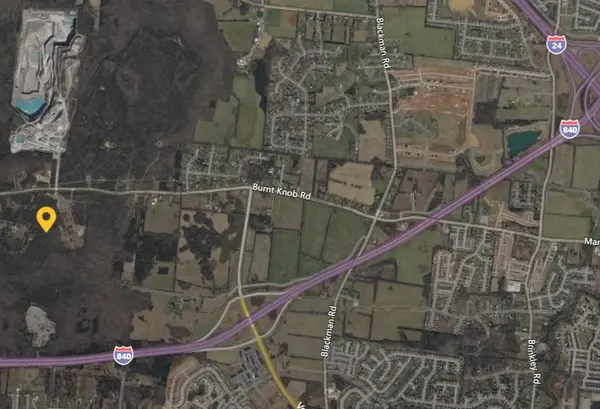 5925 Burnt Knob Rd, Murfreesboro, TN 37129