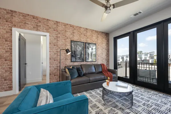 303 31st Ave #N #415, Nashville, TN 37203