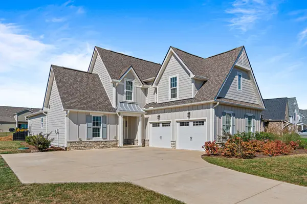 7505 Delancey Dr, College Grove, TN 37046