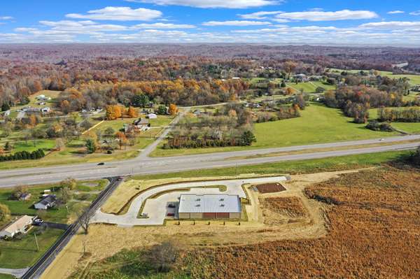 131 W Roberts Rd, Portland, TN 37148