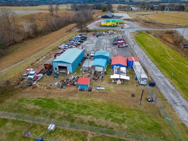 9122 Lewisburg Hwy, Cornersville, TN 37047