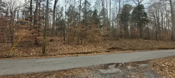 1 Tobaccoport Circle, Bumpus Mills, TN 37028