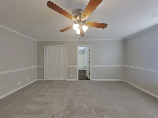 1211 Shannon Ln, La Vergne, TN 37086