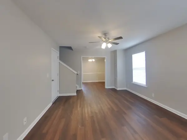 1211 Shannon Ln, La Vergne, TN 37086