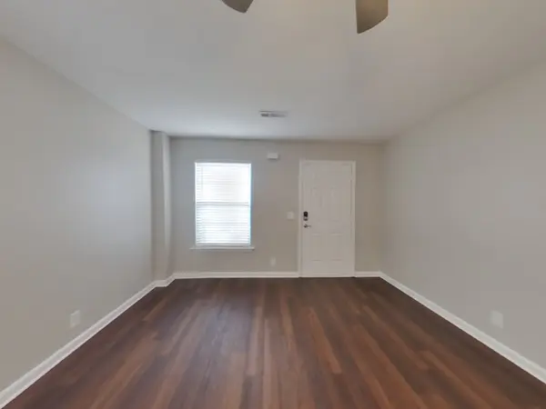 1211 Shannon Ln, La Vergne, TN 37086