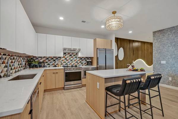 635 7th Ave #S #405, Nashville, TN 37203