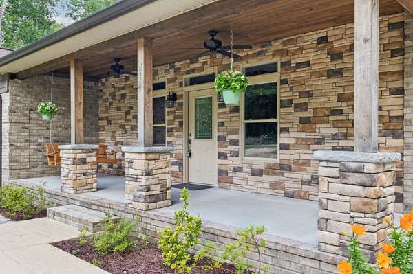 211 Woodmere Dr, Hohenwald, TN 38462