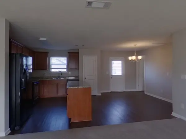 2609 Stinger Dr, Columbia, TN 38401