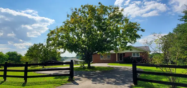 7690 Barnhill Rd, Primm Springs, TN 38476