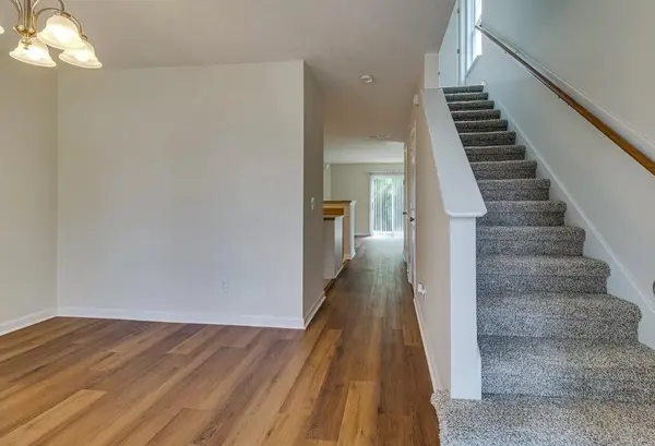 562 Flintlock Ct, Nashville, TN 37217