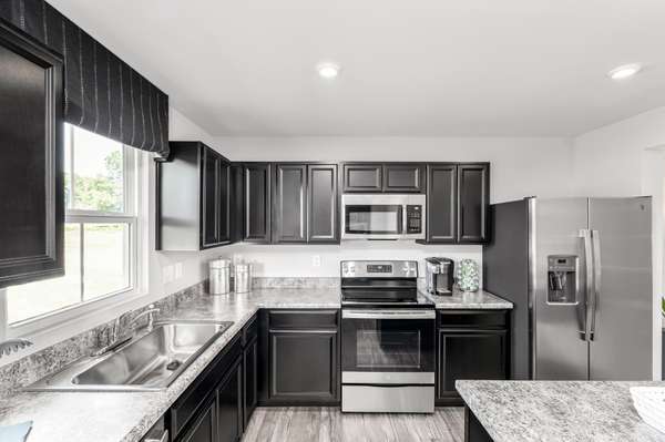 2757 Thornton Grove Blvd #104, Nashville, TN 37207