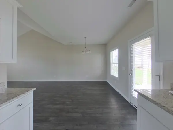 1007 Cyril Dr, Spring Hill, TN 37174