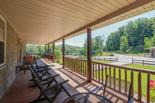 351 New Era Landing Rd, Linden, TN 37096