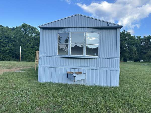 12 Young road, Buffalo Valley, TN 38548