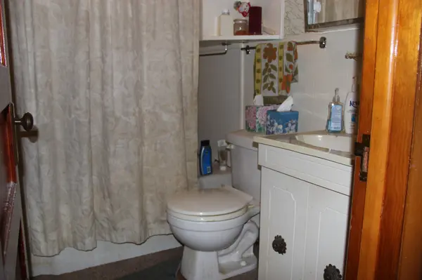 105 General Rice St, Dover, TN 37058