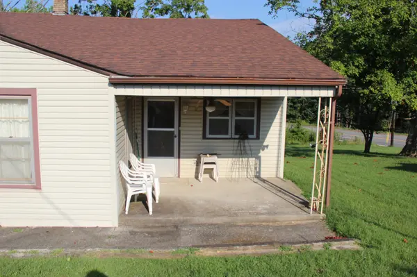 105 General Rice St, Dover, TN 37058