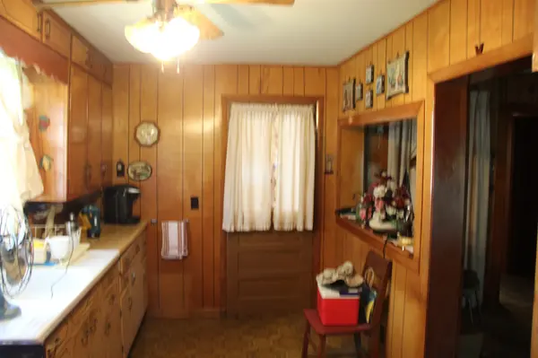 105 General Rice St, Dover, TN 37058