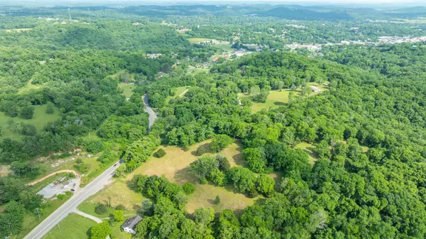 1811 Columbia Hwy, Pulaski, TN 38478