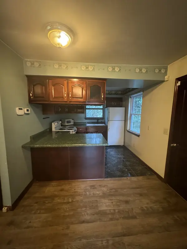 617 Whitson Hollow Rd, Red Boiling Springs, TN 37150