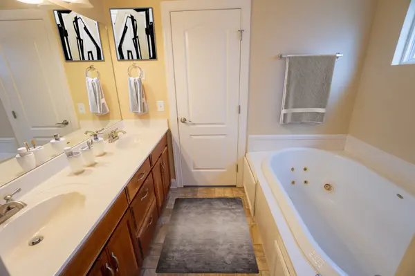 7433 Stecoah St, Antioch, TN 37013