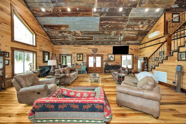 700 Kincaid Rd, Minor Hill, TN 38473
