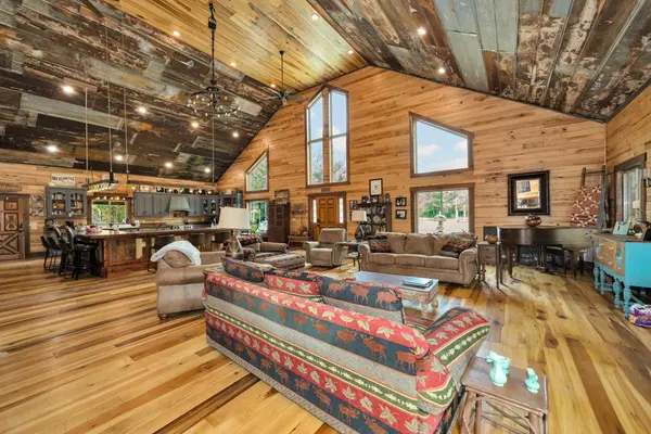 700 Kincaid Rd, Minor Hill, TN 38473