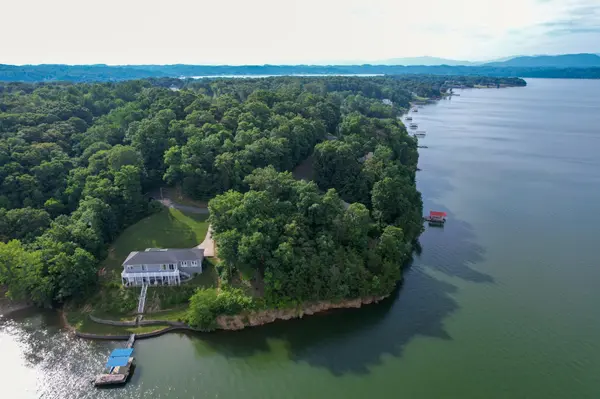 1147 Lakefront Place, Baneberry, TN 37890