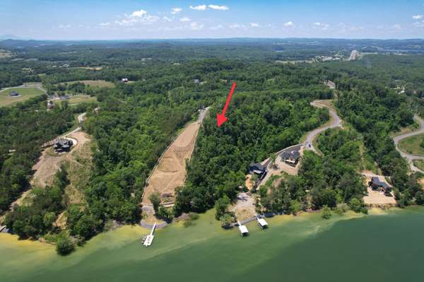 74 Clear Point, Dandridge, TN 37725