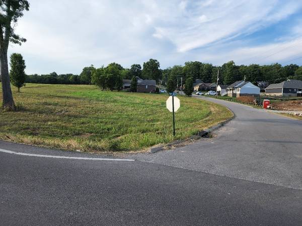 0 McMurry Blvd #E, Hartsville, TN 37074