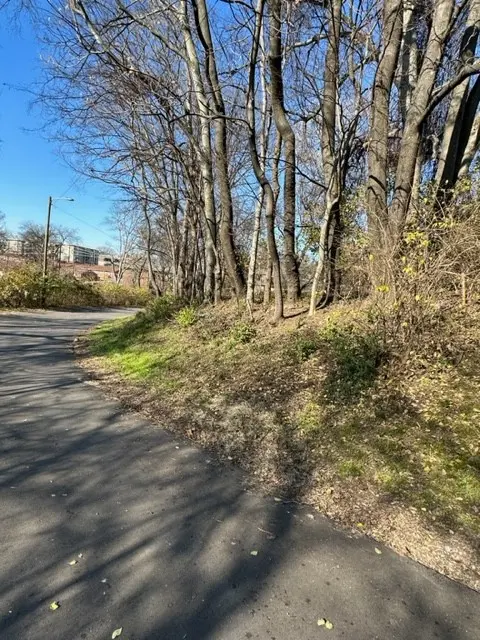 1002 Ozark St #SW, Nashville, TN 37206