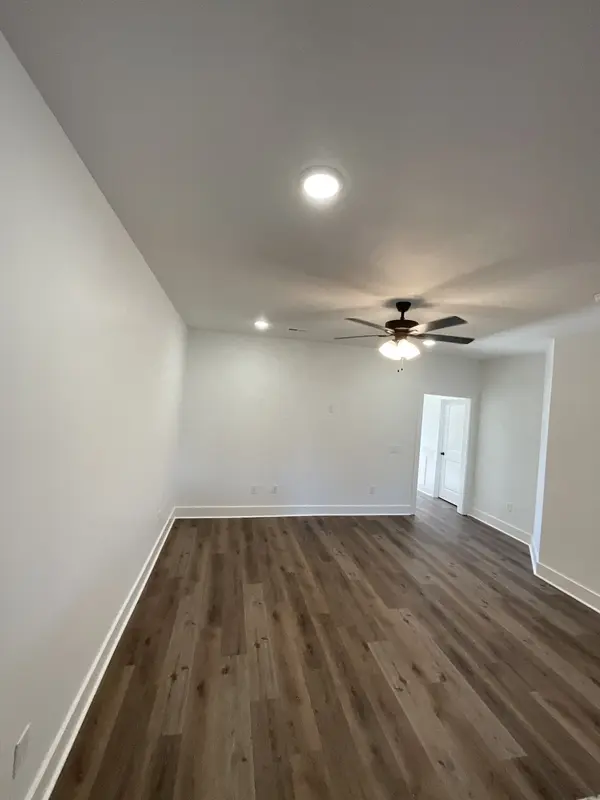 715 S Wall St, Shelbyville, TN 37160