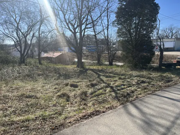 826 Power St, Clarksville, TN 37042
