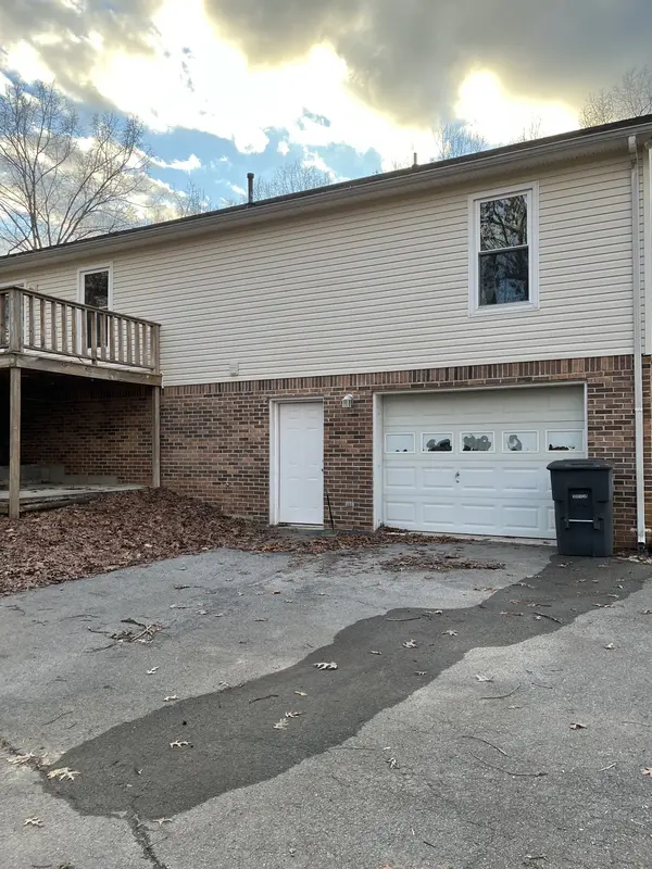 111 June St, Mcminnville, TN 37110