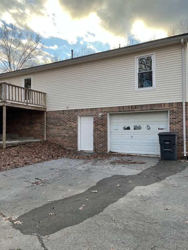 111 June St, Mcminnville, TN 37110