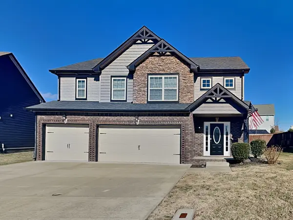 412 Sedgwick Ln, Clarksville, TN 37043