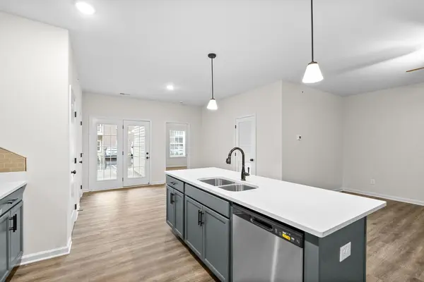 850 Professional Park Dr #B3, Clarksville, TN 37040