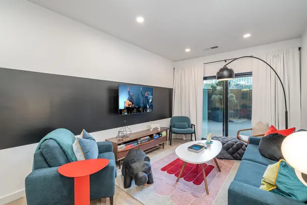 635 7th Ave #S #214, Nashville, TN 37203