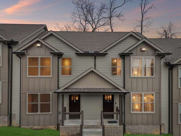 122 W Broad St, Smithville, TN 37166